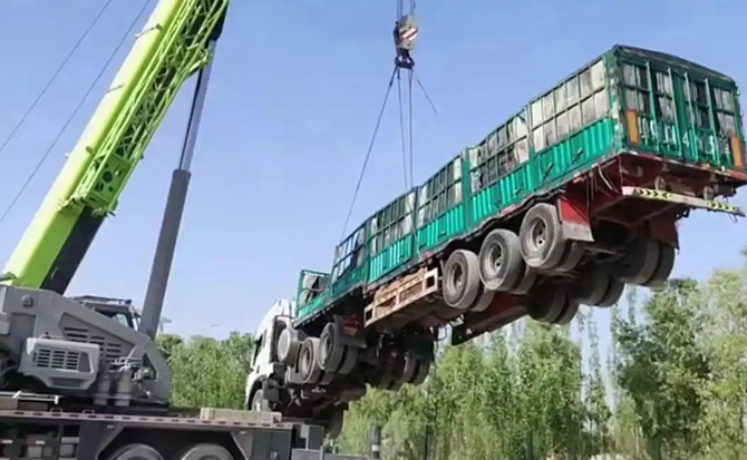 牙克石道路脱困救援案例